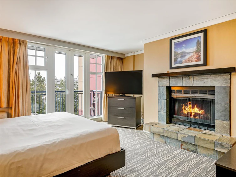 525/527-4050 Whistler Way, Whistler, BC, V8E 1H9 - 9