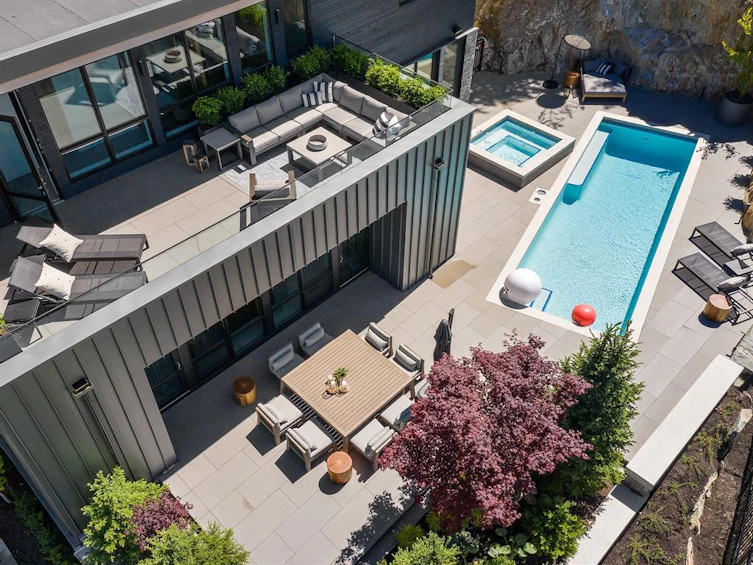 2932 Ancient Cedars Lane, Whistler, BC, V8E 0L6 - 16