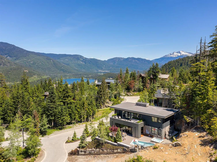 2932 Ancient Cedars Lane, Whistler, BC, V8E 0L6 - 2