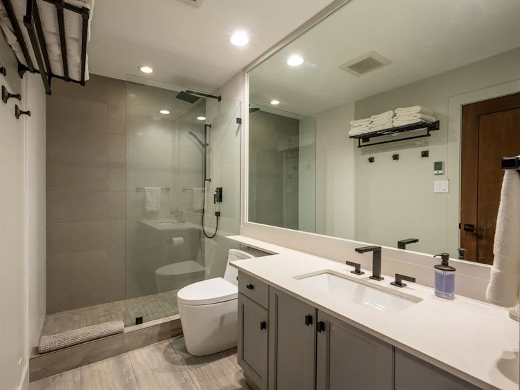 1505-3050 Hillcrest Drive, Whistler, BC, V8E 0T8 - 25