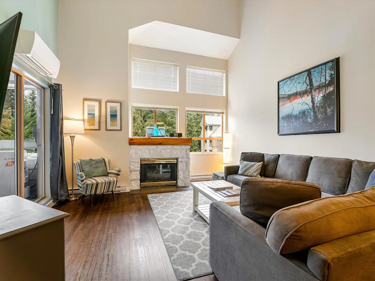 323-4338 Main Street, Whistler, BC, V8E 1B4 - 2