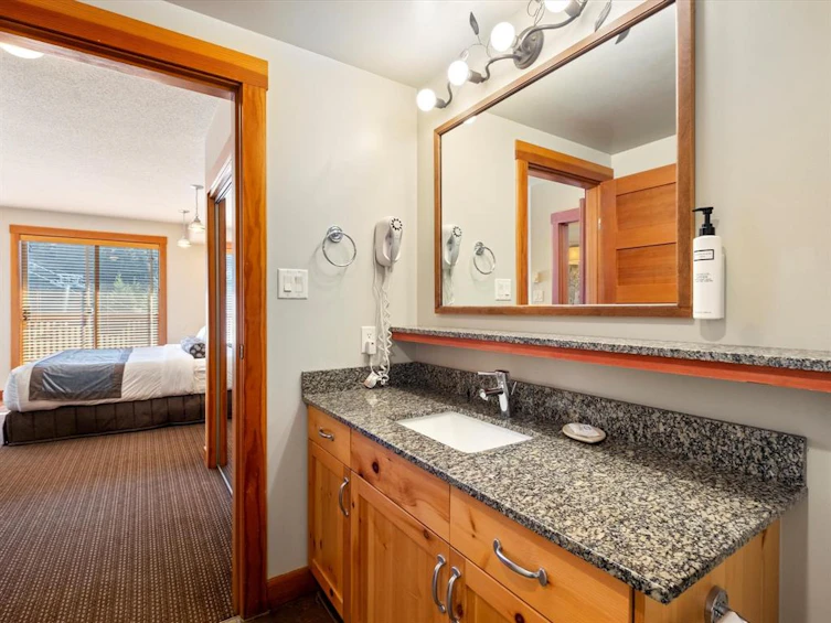 537-2036 London Lane, Whistler, BC, V8E 0N7 - 20