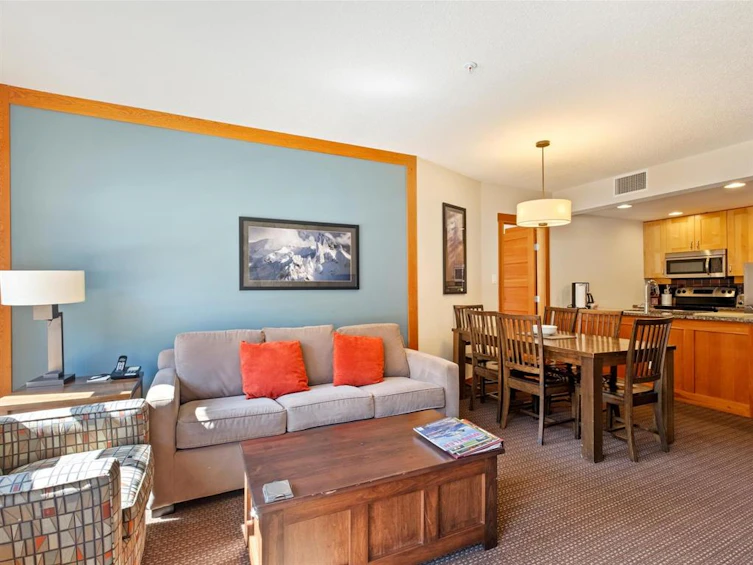 537-2036 London Lane, Whistler, BC, V8E 0N7 - 6