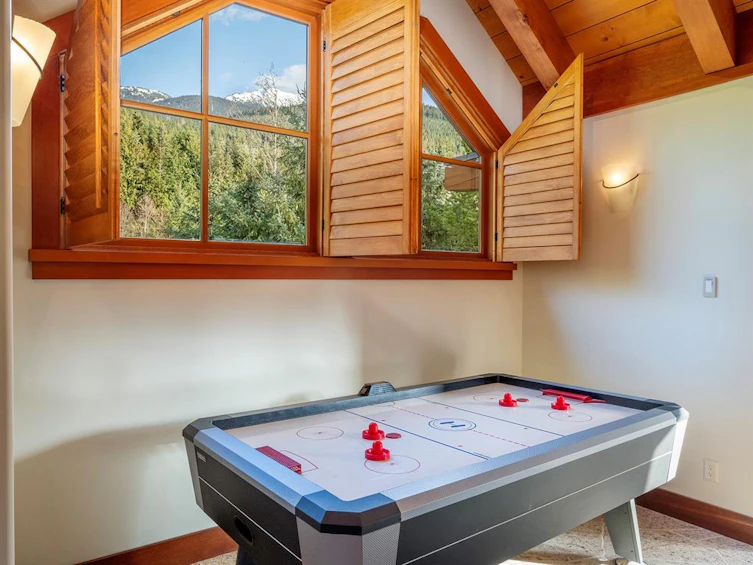 2219 Lake Placid Road, Whistler, BC, V8E 0B2 - 27