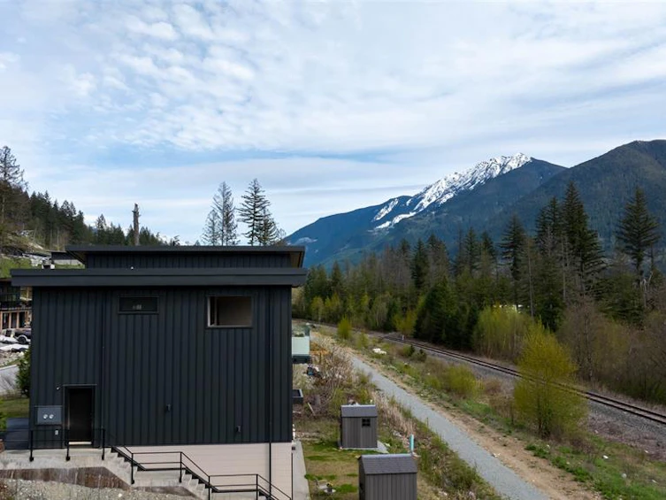 3002 Tenquille Place, Pemberton, BC, V0N 2L3 - 8