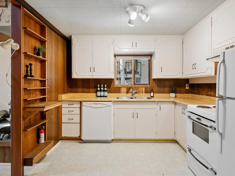 8308 Needles Drive, Whistler, BC, V8E 0G1 - 3