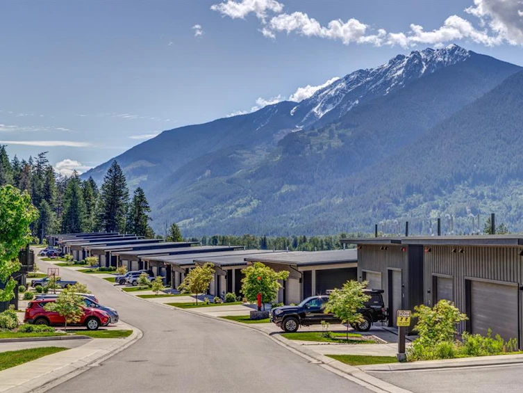 15-4000 Sunstone Way, Pemberton, BC, V0N 2L3 - 25