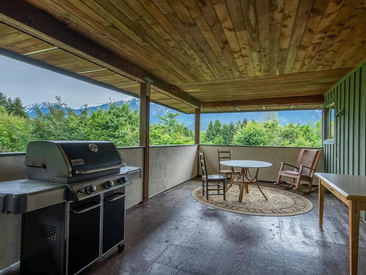 1404 Pemberton Farm Road W, Pemberton, BC, V0N 2L0 - 8