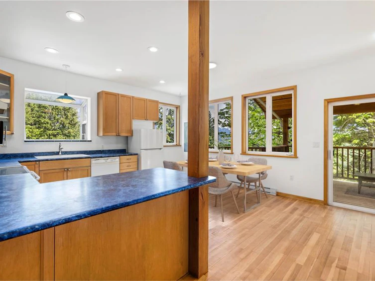 1737 Reid Road, Pemberton, BC, V0N 2K0 - 7