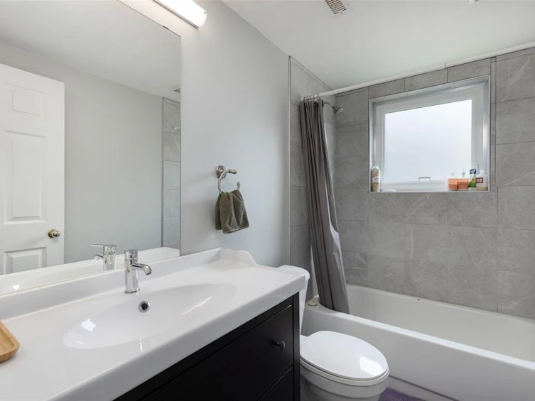 7398 Larch Street, Pemberton, BC, V0N 2L0 - 38
