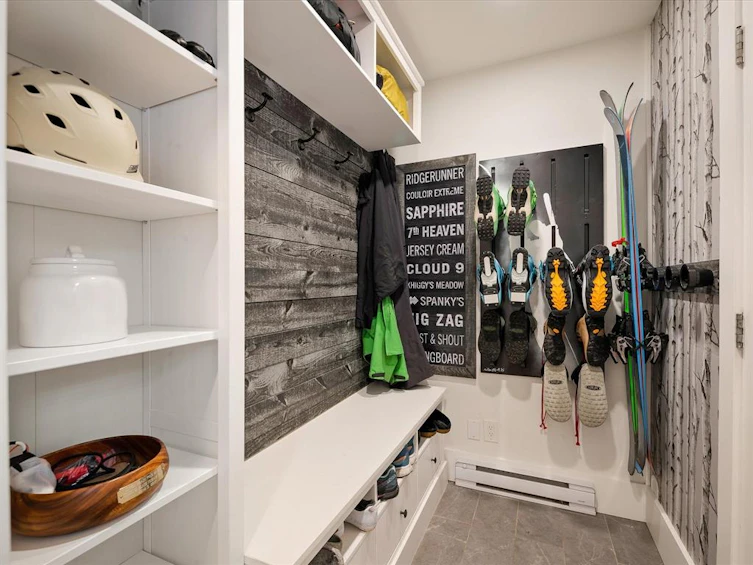 19-2400 Cavendish Way, Whistler, BC, V8E 0L8 - 16