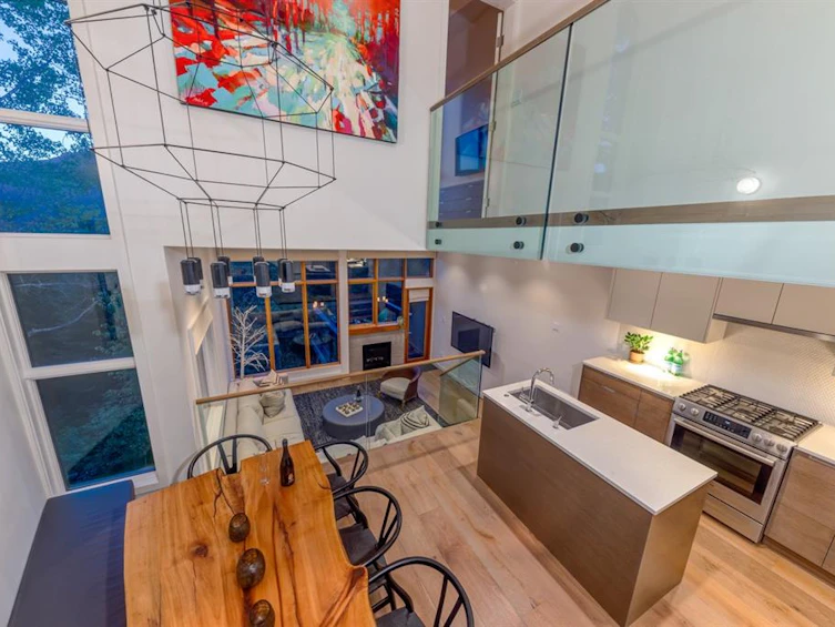 15-2221 Gondola Way, Whistler, BC, V8E 0M8 - 15