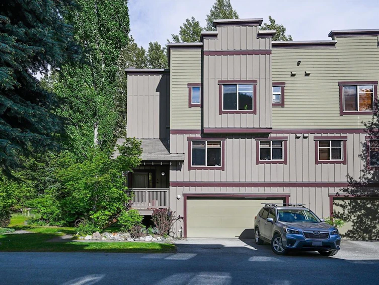 5-1445 Vine Road, Pemberton, BC, V0N 2L1 - 2