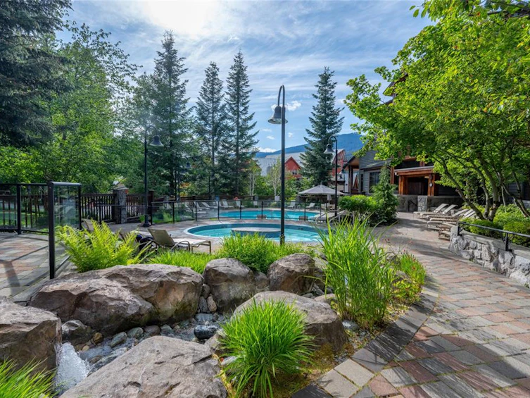 524-2202 Gondola Way, Whistler, BC, V8E 0M7 - 20