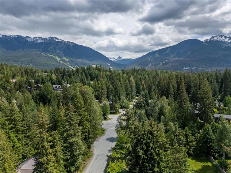6400 Easy Street, Whistler, BC, V8E 0C5 - 27