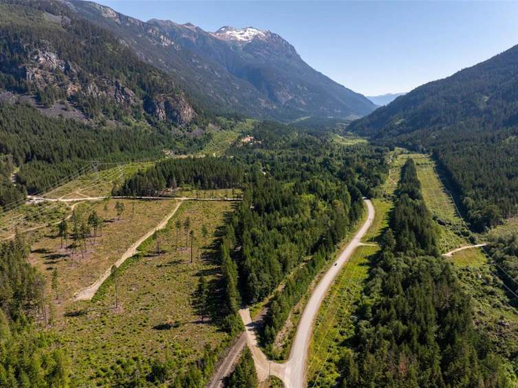 8894 Old Portage Road, Pemberton, BC, V0N 1B0 - 9