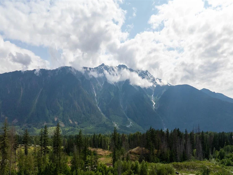 7661 Cerulean Drive, Pemberton, BC, V0N 2L0 - 5