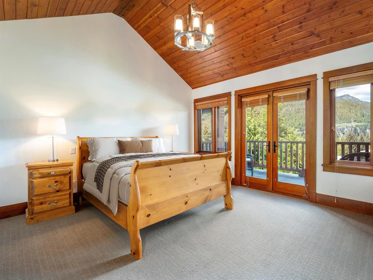 1569 Tynebridge Lane, Whistler, BC, V8E 0A3 - 17
