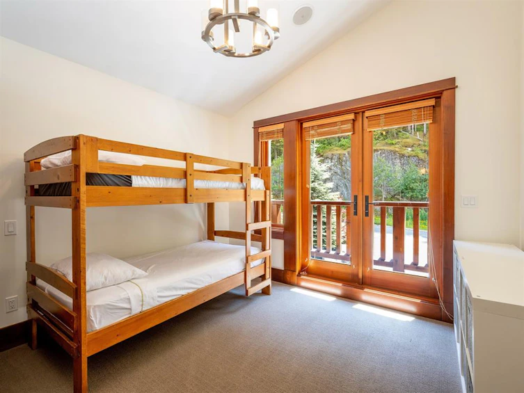 1569 Tynebridge Lane, Whistler, BC, V8E 0A3 - 25