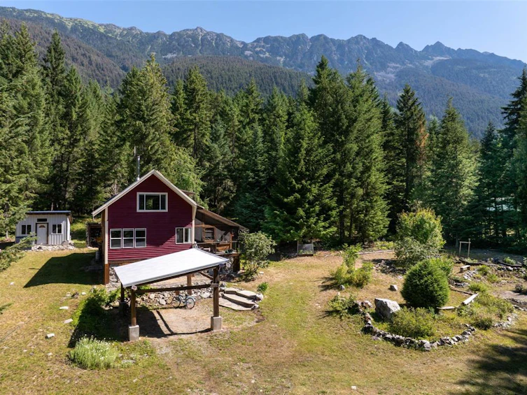 2841 Blackwater Road, Pemberton, BC, V0N 1L0 - 28