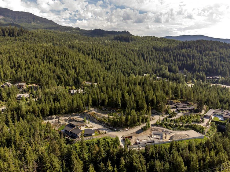 1625 Southlands Lane, Whistler, BC, V8E 0A2 - 13