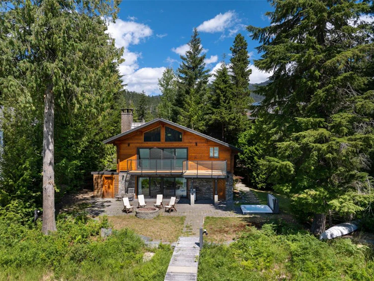 9249 Lakeshore Drive, Whistler, BC, V8E 0G6 - 2