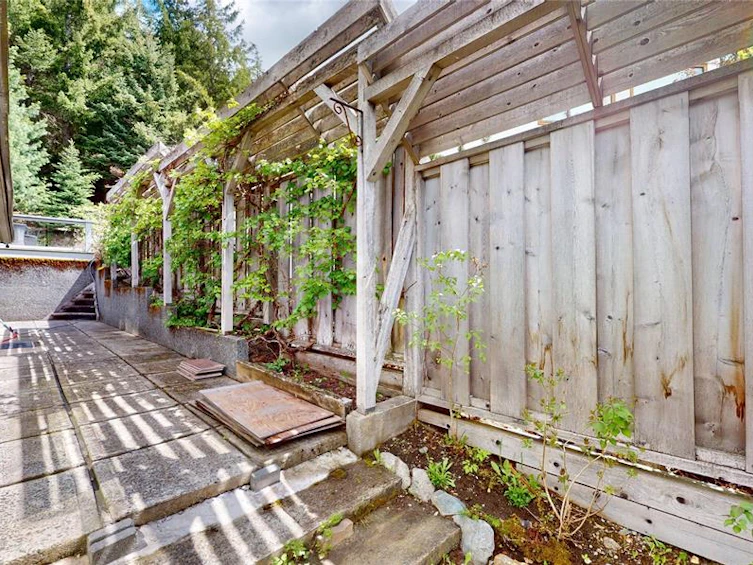 7410 Ambassador Crescent, Whistler, BC, V8E 0E4 - 33