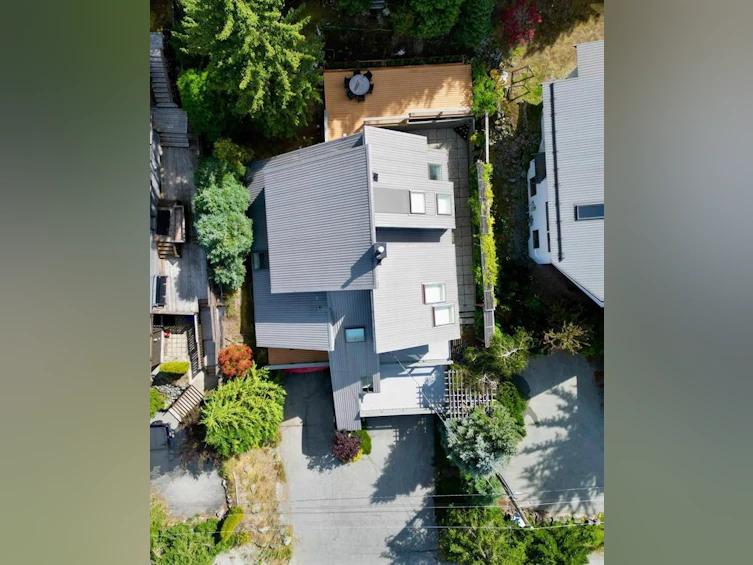 7410 Ambassador Crescent, Whistler, BC, V8E 0E4 - 40