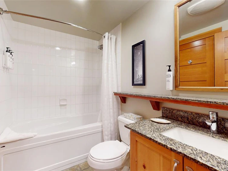218B-2306 London Lane, Whistler, BC, V8E 0N7 - 13