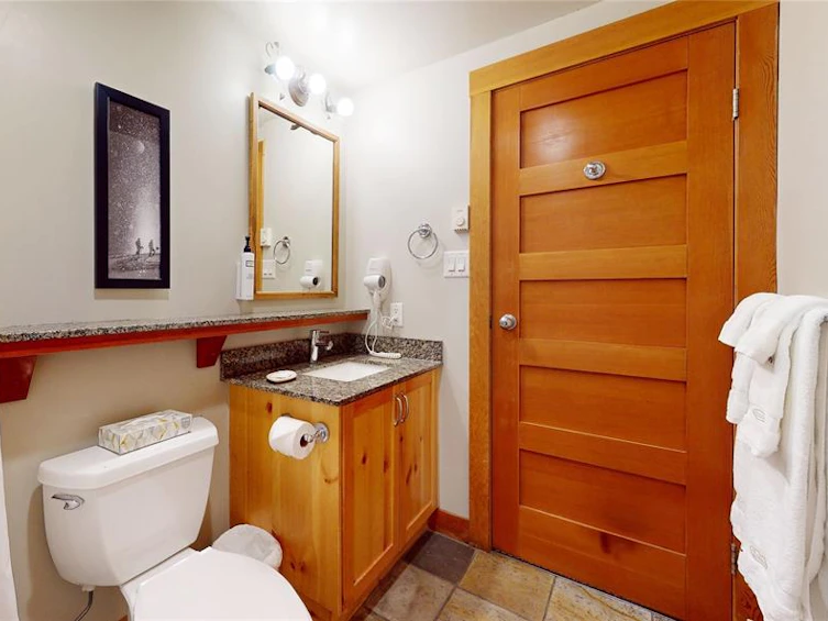 218B-2306 London Lane, Whistler, BC, V8E 0N7 - 14