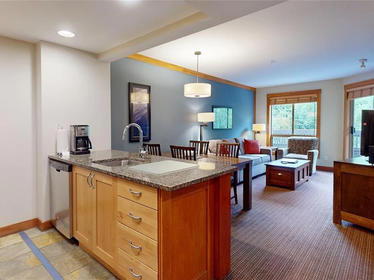 218B-2306 London Lane, Whistler, BC, V8E 0N7 - 11