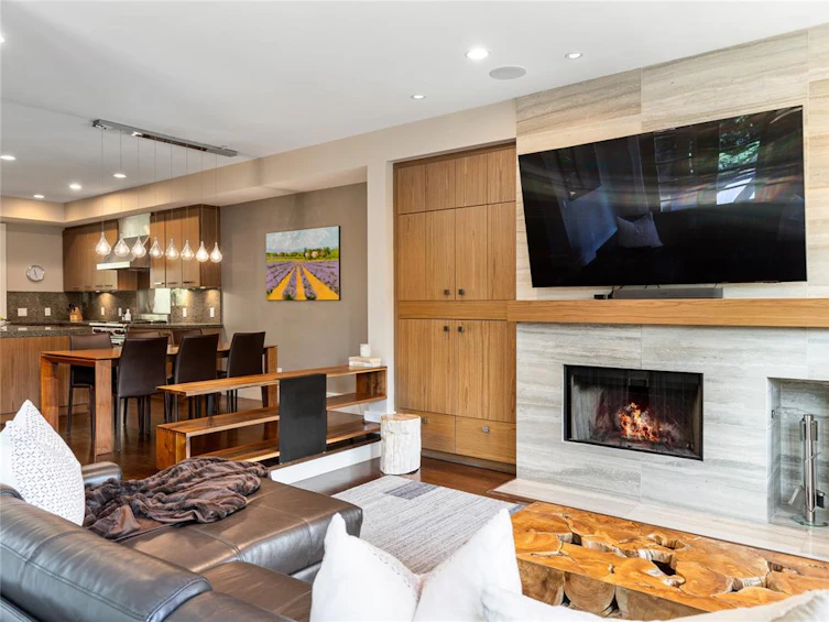 1-7124 Nancy Greene Drive, Whistler, BC, V8E 0W9 - 7
