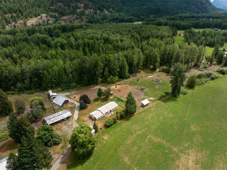 B-8988 Pemberton Meadows Road, Pemberton, BC, V0N 2L2