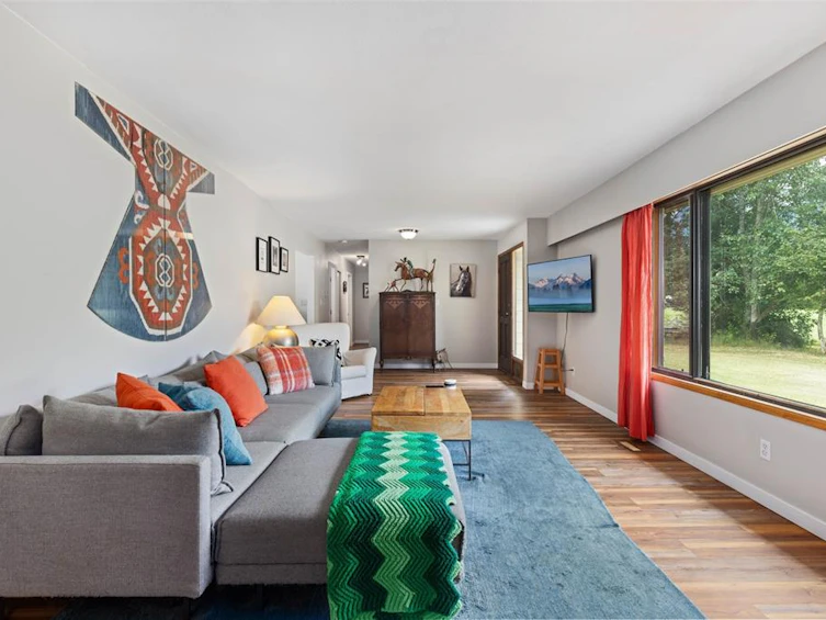 B-8988 Pemberton Meadows Road, Pemberton, BC, V0N 2L2 - 3