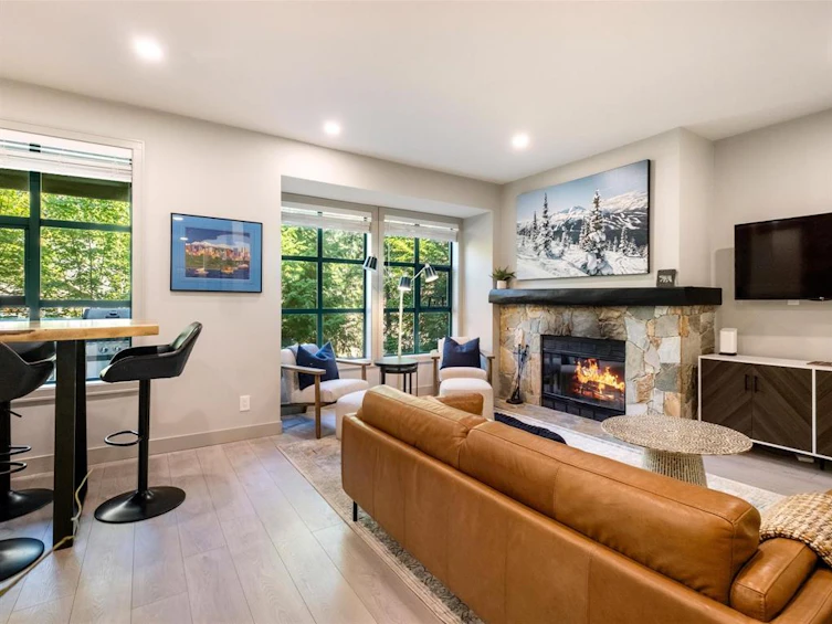 33-4652 Blackcomb Way, Whistler, BC, V8E 0X2 - 2