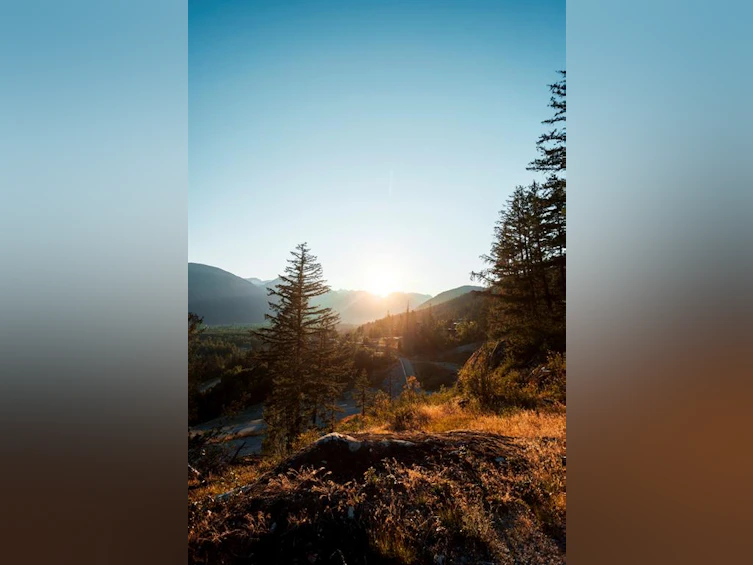 9004 Sun God Mountain Way, Pemberton, BC, V0N 2L3 - 2