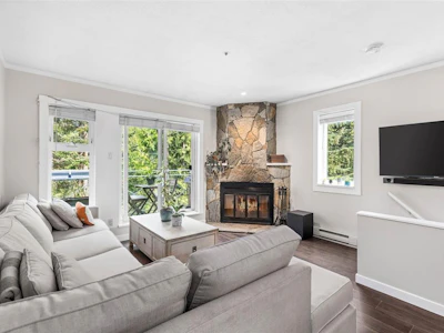 24-2211 Marmot Place - 4