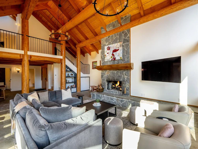 3231 Peak Drive, Whistler, BC, V8E 0V4 - 5