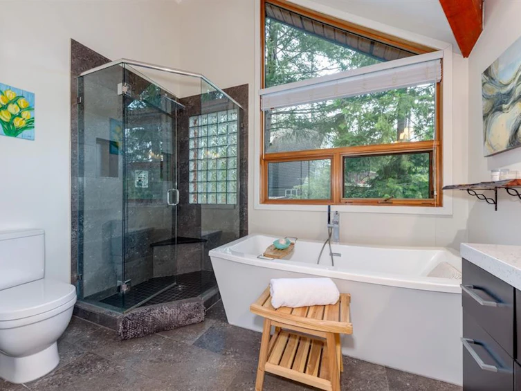 8505 Matterhorn Drive, Whistler, BC, V8E 0G1 - 18