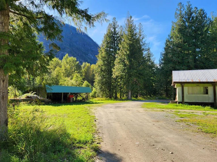 9304 Upper Lillooet River Fsr, Pemberton, BC, V0N 2L2