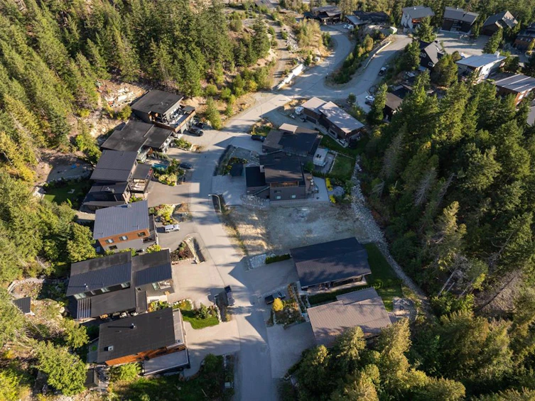 1317 Eagle Drive, Pemberton, BC, V0N 2L0 - 8