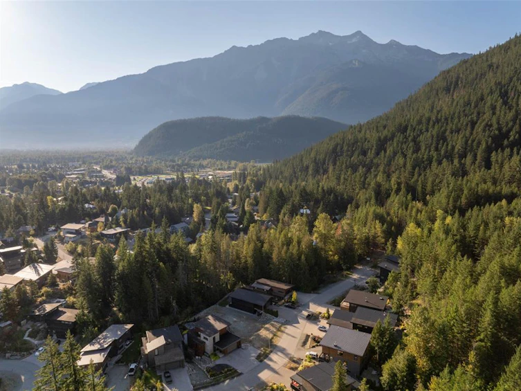 1317 Eagle Drive, Pemberton, BC, V0N 2L0 - 10