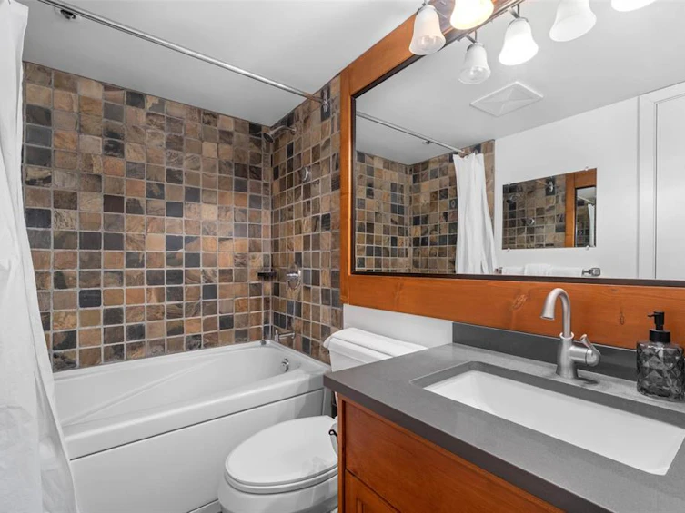 218/219-4573 Chateau Boulevard, Whistler, BC, V8E 0Z5 - 19