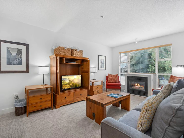 218/219-4573 Chateau Boulevard, Whistler, BC, V8E 0Z5 - 4