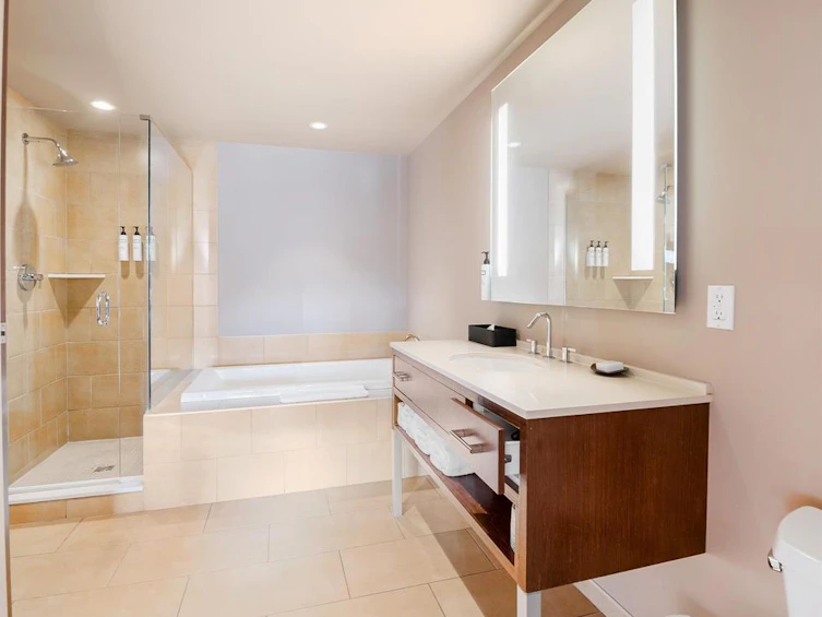 406D-2020 London Lane, Whistler, BC, V8E 0B6 - 16