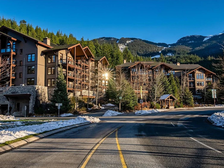 406D-2020 London Lane, Whistler, BC, V8E 0B6 - 3