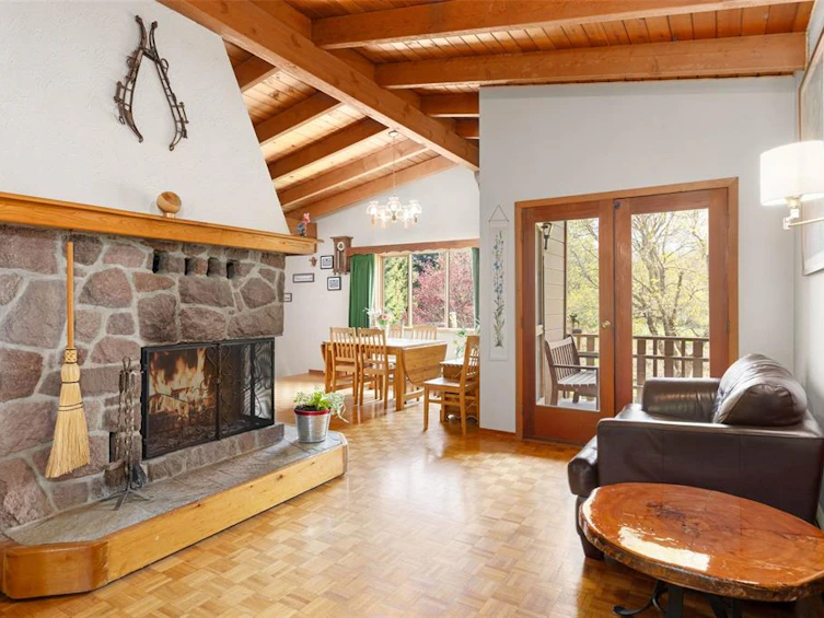 7869 Pemberton Meadows Road, Pemberton, BC, V0N 2L2 - 3