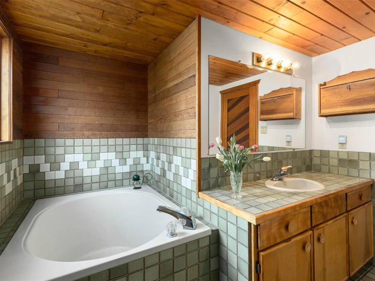 7869 Pemberton Meadows Road, Pemberton, BC, V0N 2L2 - 8