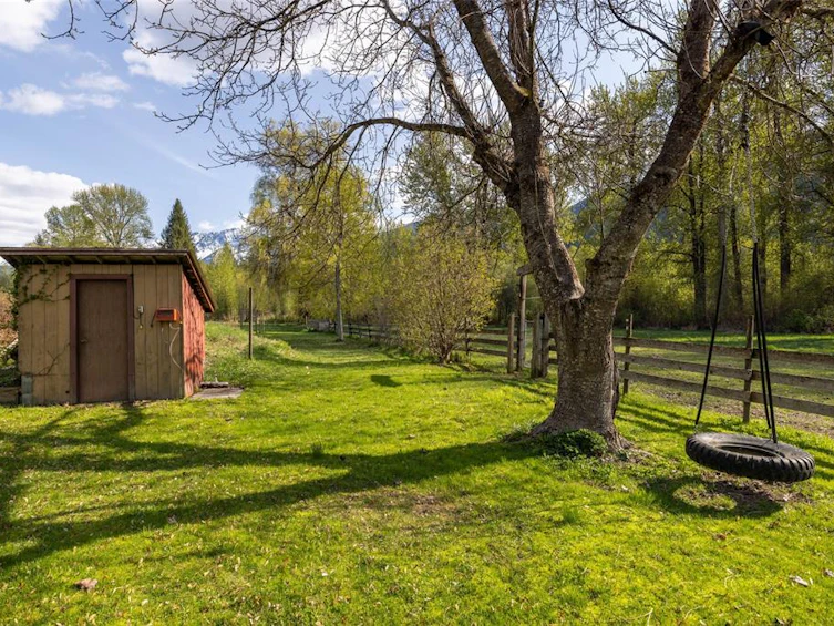 7869 Pemberton Meadows Road, Pemberton, BC, V0N 2L2 - 32