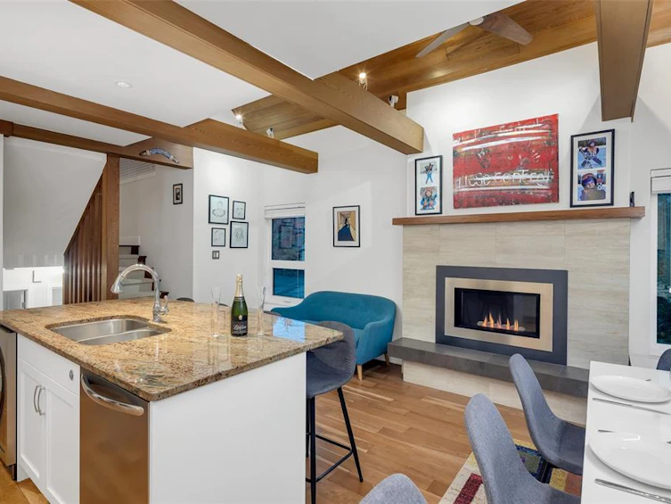 2008 Alpha Lake Village, Whistler, BC, V8E 0B7 - 7